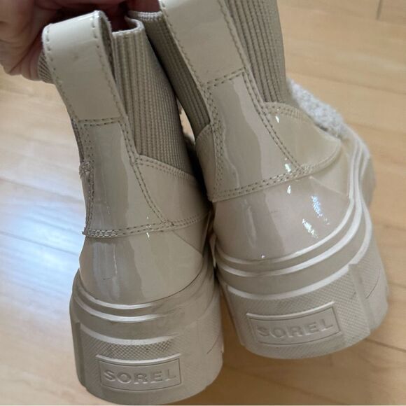 SOREL X Caribou Waterproof Chelsea Boot in  Bleached Ceramic/ Oatmeal - Picture 14 of 14